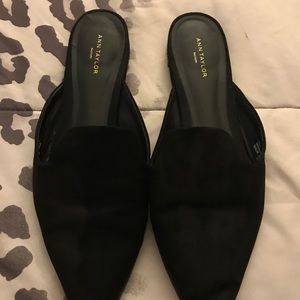Ann Taylor Flat Size 10